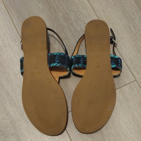 Coach Sandals - Picture 14 of 17